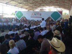 Asamblea en Villa Purificación, municipio piloto donde ya se etiquetaron 40 millones de pesos. TWITTER / @SEDISOCIAL