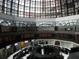 En el arranque de la jornada, en la BMV se opera un volumen de 1.2 millones de títulos. NTX / ARCHIVO