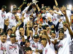 Los Tigres de Quintana Roo ganaron su duodécimo gallardete. Es el segundo club más ganador de la liga. FACEBOOK / TigresdeQuintanaRoo