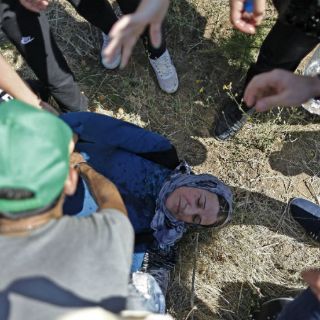 Naufragio de migrantes en mar Egeo deja 22 muertos