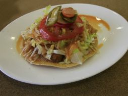 Otra buena opción para el festejo las tostadas de varios guisados. EL INFORMADOR / ARCHIVO