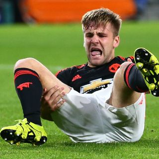 Louis van Gaal critica a Héctor Moreno