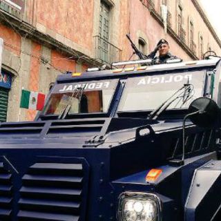 Policía Federal participa en desfile de la Independencia