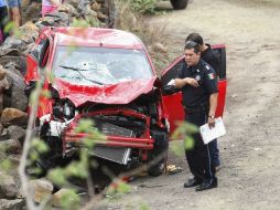 Una vez más, no respetar la luz roja del semáforo ocasionó un accidente en Zapopan. EL INFORMADOR / ARCHIVO