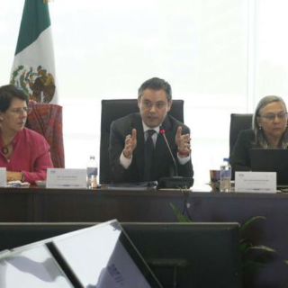 Aurelio Nuño destaca diálogo con INEE para mejorar educación