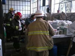 Protección Civil y Bomberos atendieron el accidente. TWITTER / @PCJalisco