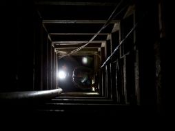 En total, son aprehendidas 13 personas por la evasión de Joaquín Guzmán del Altiplano a través de un túnel el 11 de julio. AP / ARCHIVO