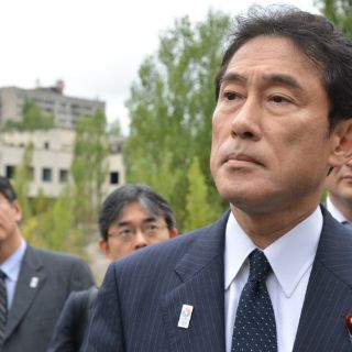 Canciller japonés visitará Rusia para analizar disputa territorial