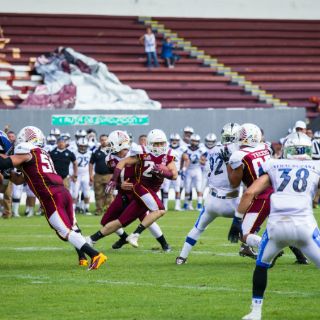 Tecos viene de atrás y derrota a los Halcones en la ONEFA