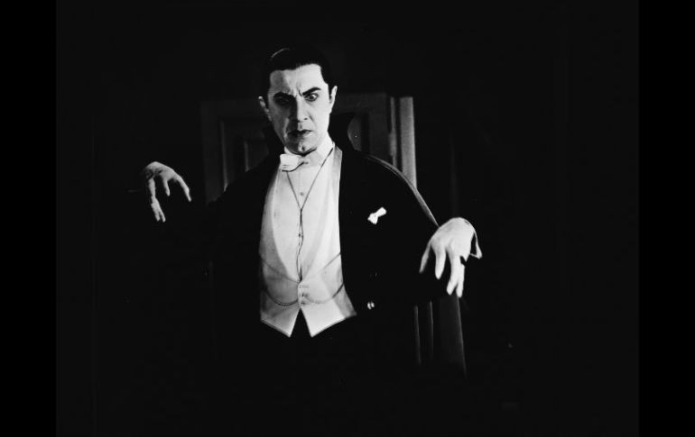 Personaje. Béla Lugosi parece haber sido devorado por el Conde Drácula; y aunque hoy en día apenas procova miedo. ESPECIAL / Universal Pïctures