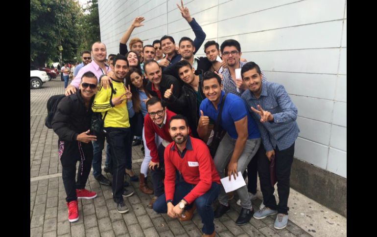 ASPIRANTES. Cientos de tapatíos buscaron un lugar en la casa. EL INFORMADOR /