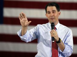 Walker, de 47 años, cayó en las preferencias después de una serie de tropiezos en la campaña. AP / ARCHIVO