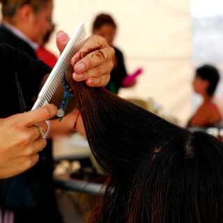 Mujeres padecen alopecia durante menopausia