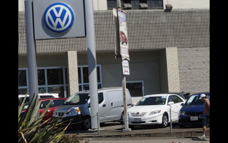 Gracias a ese fraude, los vehículos de Volkswagen obtenían una certificación ecológica. EFE / J. Mabanglo