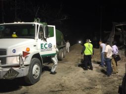 Protección Civil del Estado anuncia que ya trabajan en las acciones de retiro de material cerca de la zona del siniestro. TWITTER / @CesarCavazosC