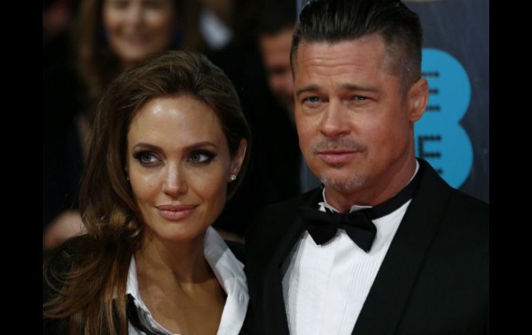 La actriz quería adoptar a tres hermanos, pero Brad decidió que sería solamente uno. AFP / ARCHIVO