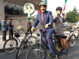 El senador Jesús Casillas, parte de la escuadra de pedalistas del PRI. TWITTER / @JesusCasillas06