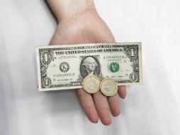 De acuerdo con Banco Base, el peso nuevamente pierde terreno. EL INFORMADOR / ARCHIVO