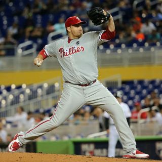 Los Filis derrotan a los Marlins