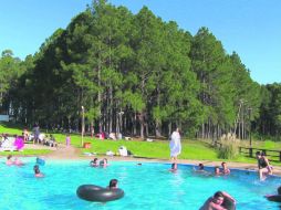 El lugar de yacimientos de petróleo, Uruguay impulsa el turismo. EFE /