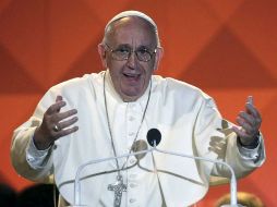 El viaje del primer papa americano comenzó el Cuba, donde instó al país a continuar la senda de la reconciliación. EFE / A. Wong