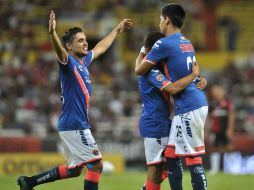 Los ''escualos'' tienen 19 unidades y llevan buen paso. AFP / H. Guerrero