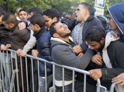 A principios de septiembre, el país destinará seis mil millones de euros adicionales para atender a refugiados que llegan al país. EFE / K. Nietfeld