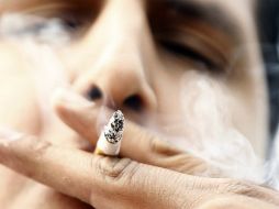 Algunos factores de riesgo de enfermedades cardiovasculares son consumo de tabaco y alcohol, hipertensión, mala alimentación y estrés. NTX / ARCHIVO