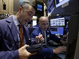 El Dow Jones gana 229.76 puntos en la jornada de este miércoles. AP / ARCHIVO