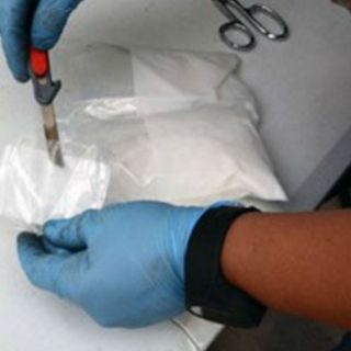 La PGR desmantela laboratorio de drogas en Sinaloa