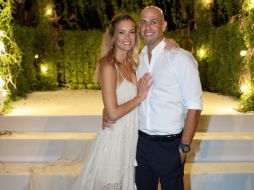 La modelo compartió la primera foto de su matrimonio en su cuenta de Instagram. INSTAGRAM / barrefaeli