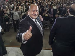 Enrique Alfaro agradeció el apoyo de su familia y amigos, especialmente de Eugenio Ruiz Orozco, Raymundo Gómez Flores y Enrique Ibarra. EL INFORMADOR / R. Tamayo