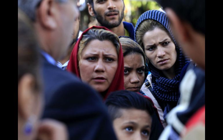 Señalan que los ciudadanos tienen el derecho a solicitar y obtener protección a través de los sistemas de asilo. EFE / O. Panagiotou