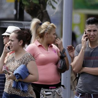 Determinan tarifas para servicios de telecomunicaciones