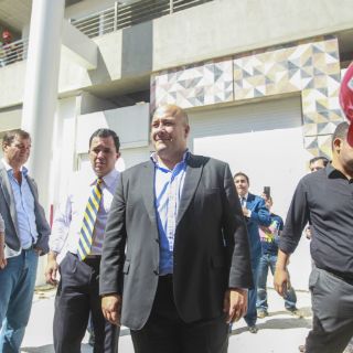 Yo no recibo el Corona hasta que sea seguro: Alfaro