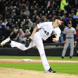 Chris Sale impone marca de ponches