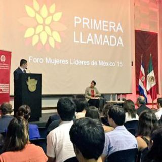 Las mujeres podemos vencer cualquier obstáculo: Chinchilla