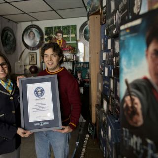 Ganador mexicano del Guinness abre museo de Harry Potter