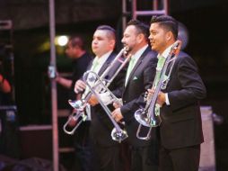 La banda se halla satisfecha ya que en octubre andarán de Gira por EU. FACEBOOK / Original Banda El Limón de Salvador Lizárraga