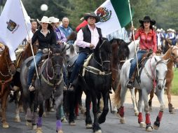 El Bronco señaló que buscará llevar a la bandera de independencia por todo el país. EFE / M. Sierra