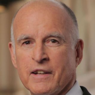 Gobernador de California firma ley de 'Muerte con dignidad'