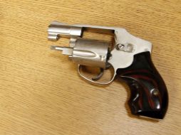 El niño estaba dentro de su casa cuando disparó a la pequeña con la pistola calibre 12 de su padre. AP / ARCHIVO
