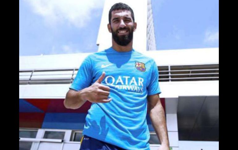 Turan llegó en el periodo de verano pero no ha jugado. TWITTER / @ardaturan