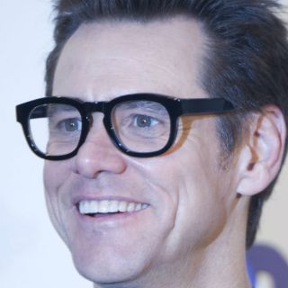 Ex novia de Jim Carrey estaba casada: medios de EU