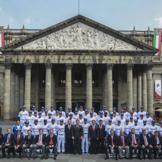 Los Charros de Jalisco se toman la foto oficial