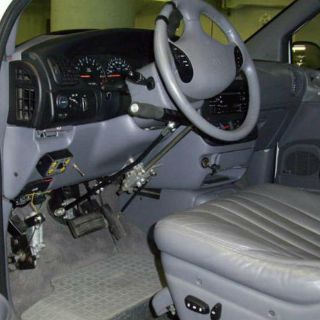 Estudiante de la UdeG diseña auto para personas con discapacidad