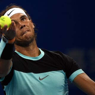 Nadal y Ferrer avanzan; Berdych cae en China