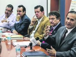 Ayer visitaron la redacción de este diario Francisco Ayón, Salvador González, Rodolfo Guadalajara, Héctor Pérez, y Eduardo Almaguer. EL INFORMADOR / R. Tamayo