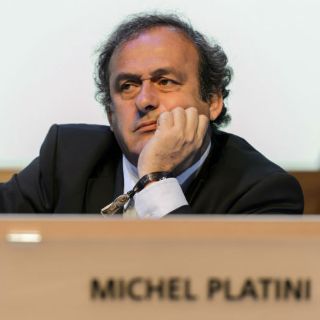 Michel Platini y Jerome Valcke, también suspendidos por FIFA