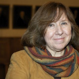 La bielorrusa Svetlana Alexievich gana el Premio Nobel de Literatura